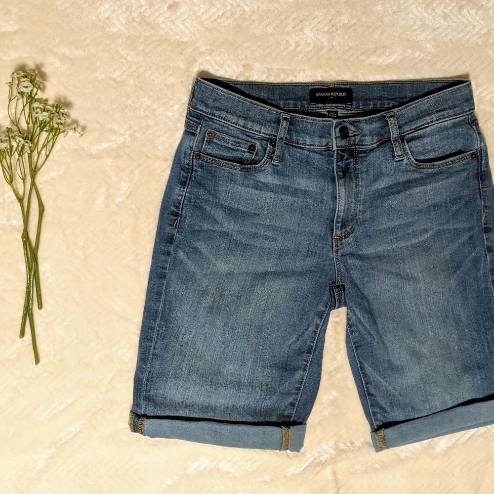 Banana Republic Shorts